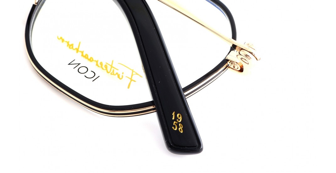 ICONS 6166 C-2 FINSTERAARHORN